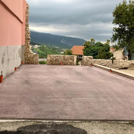 Piazza Della Penna Guardiagrele